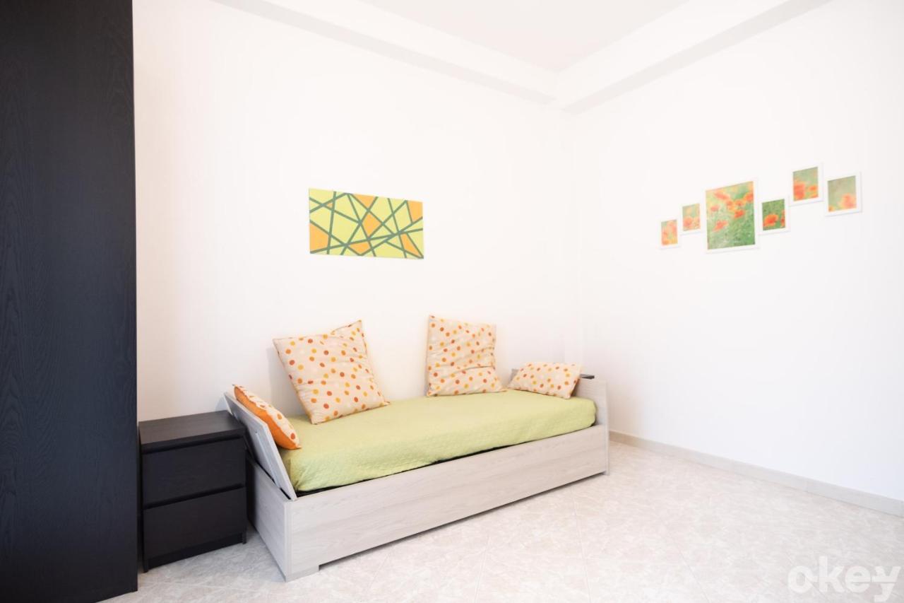 Cozy Apartments De Gasperi Bari Exterior foto